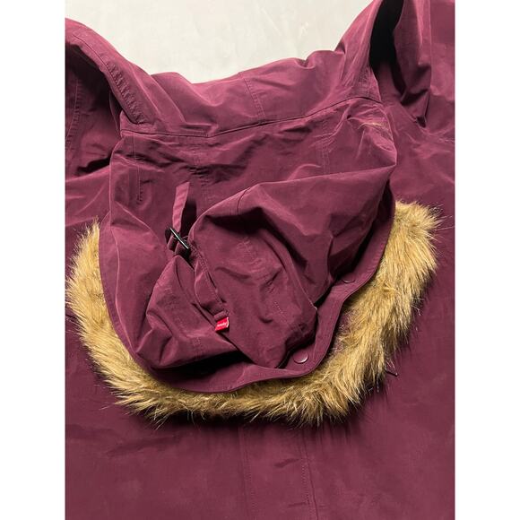 Supreme FW11 Wet Weather Fishtail Parka - Picture 5 of 8